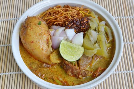 soupe de curry thaïlande khao soy